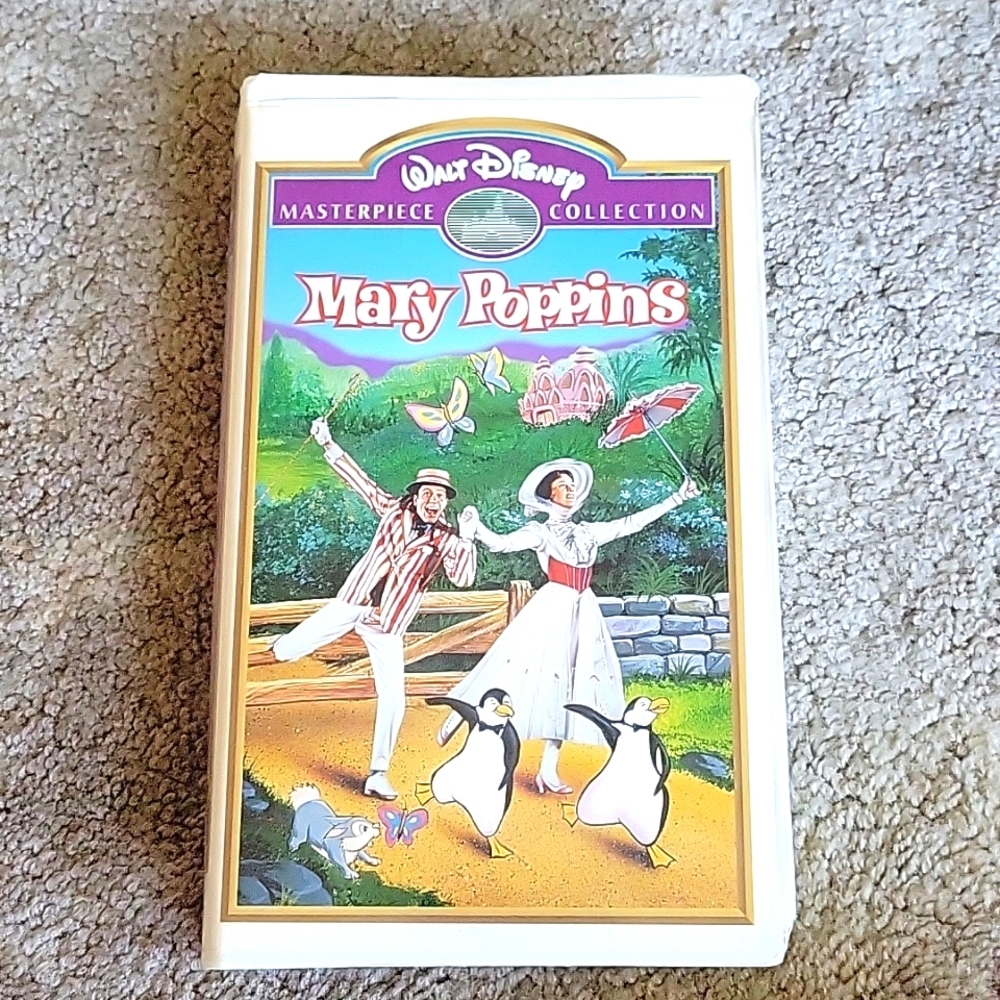 Walt Disney's Classic Mary Poppins VHS